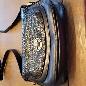 CUTE LEATHER SHOULDER BAG